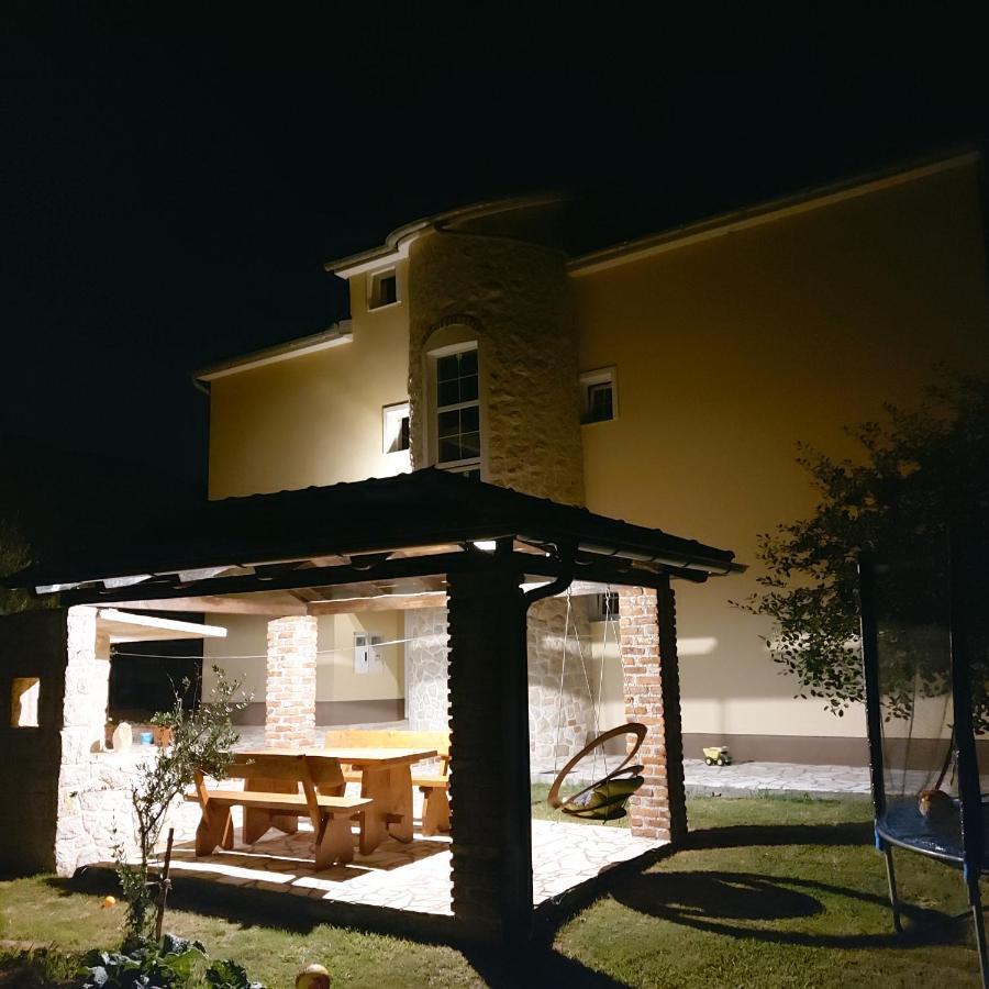 Apartments Batistic Supetarska Draga Exterior photo