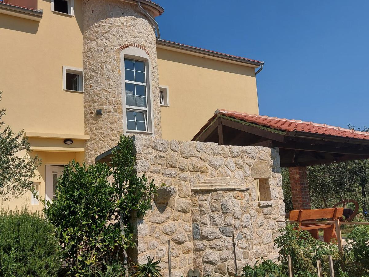 Apartments Batistic Supetarska Draga Exterior photo