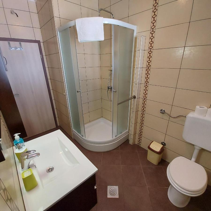 Apartments Batistic Supetarska Draga Exterior photo